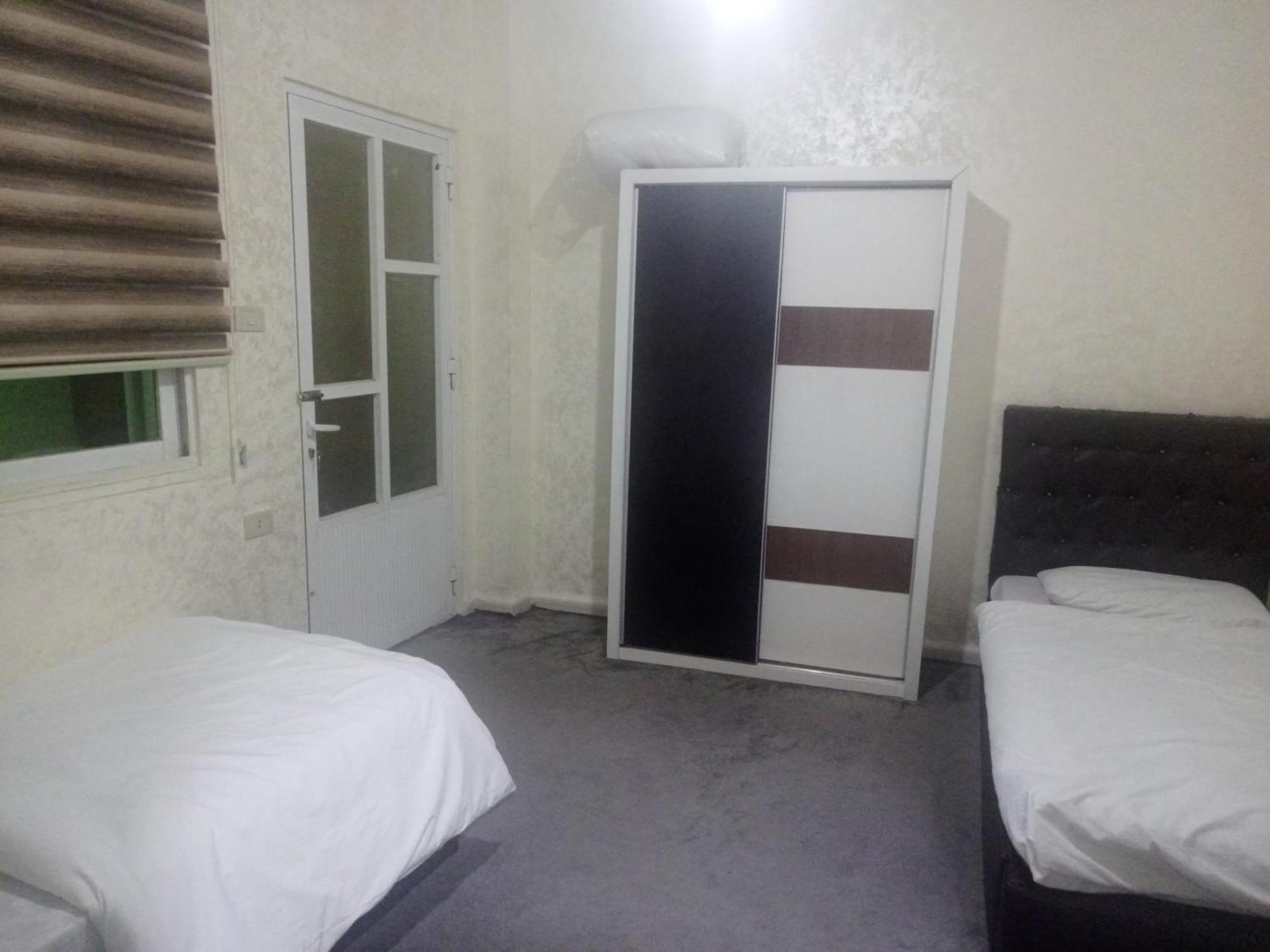 Jarajreh Apartments/ Hotel Ель-Карак Номер фото
