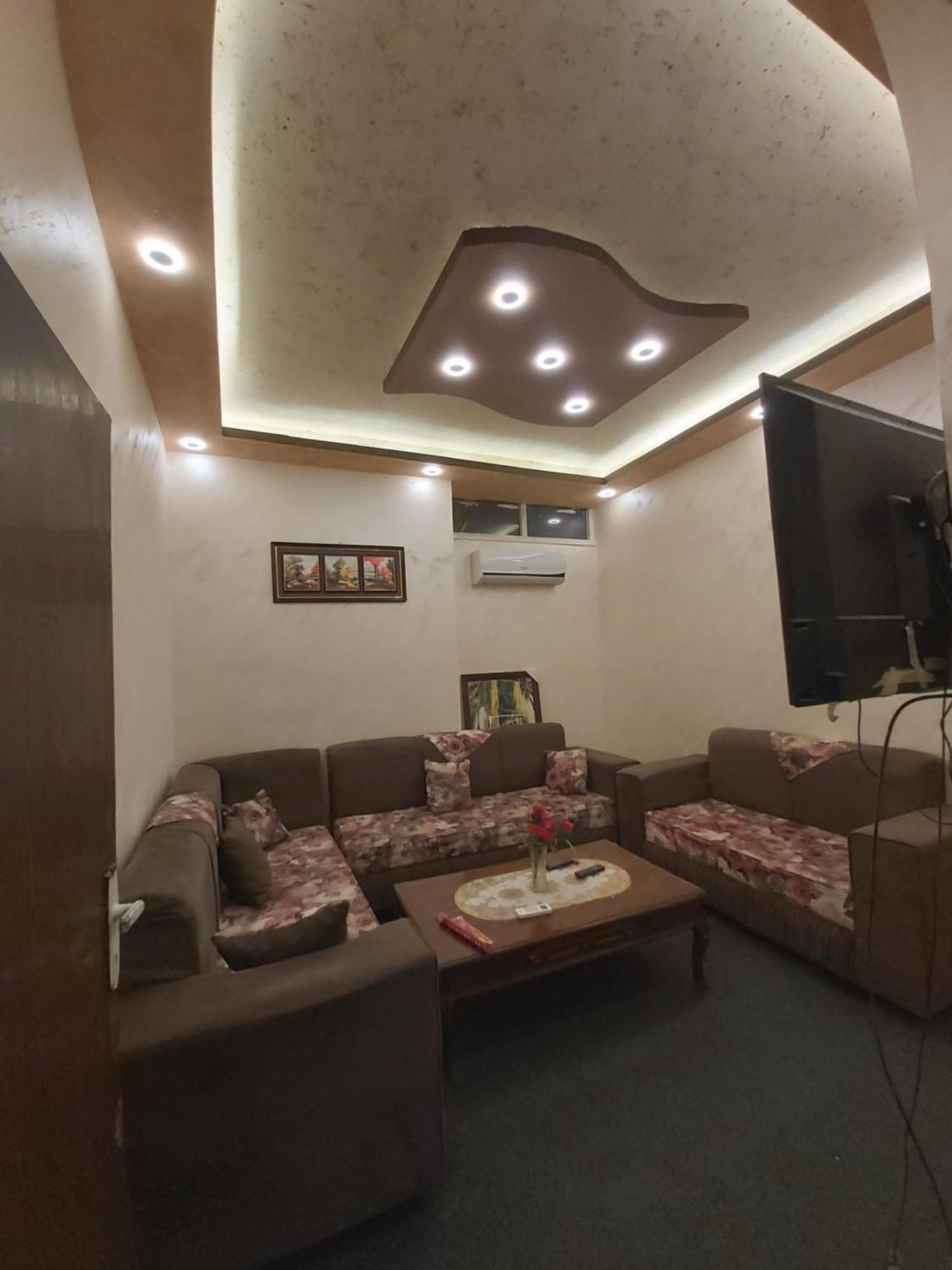 Jarajreh Apartments/ Hotel Ель-Карак Номер фото
