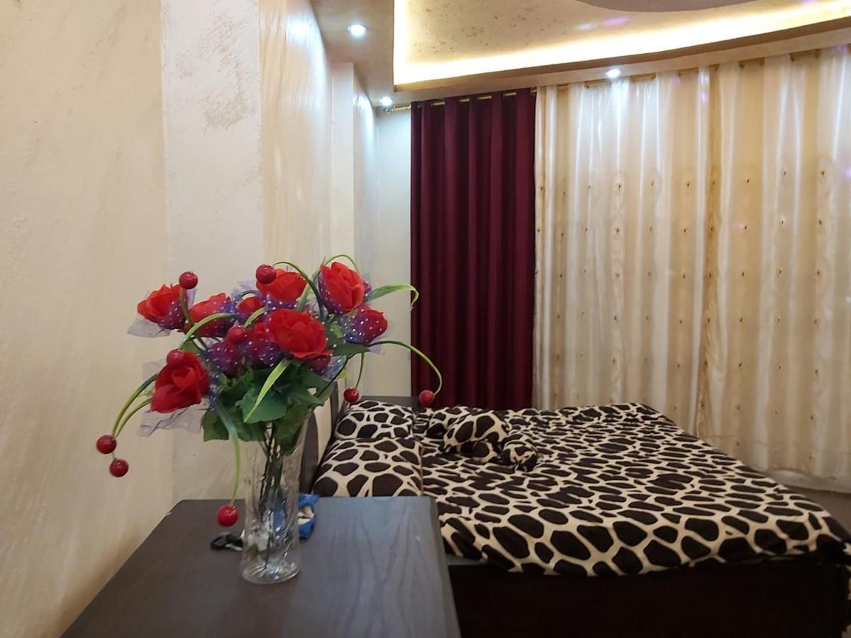 Jarajreh Apartments/ Hotel Ель-Карак Екстер'єр фото