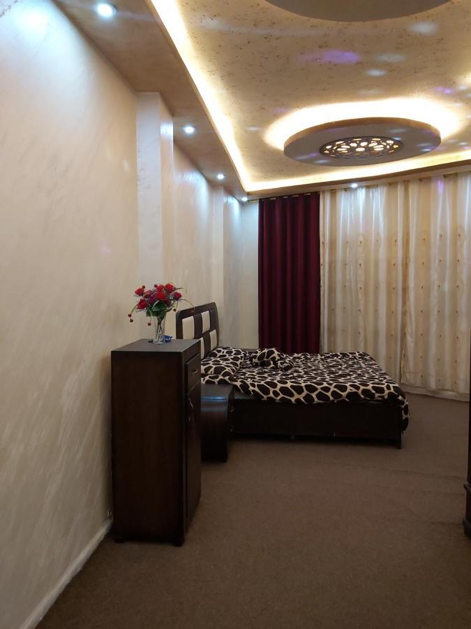 Jarajreh Apartments/ Hotel Ель-Карак Екстер'єр фото